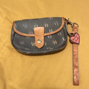 Dooney & Bourke wristlet